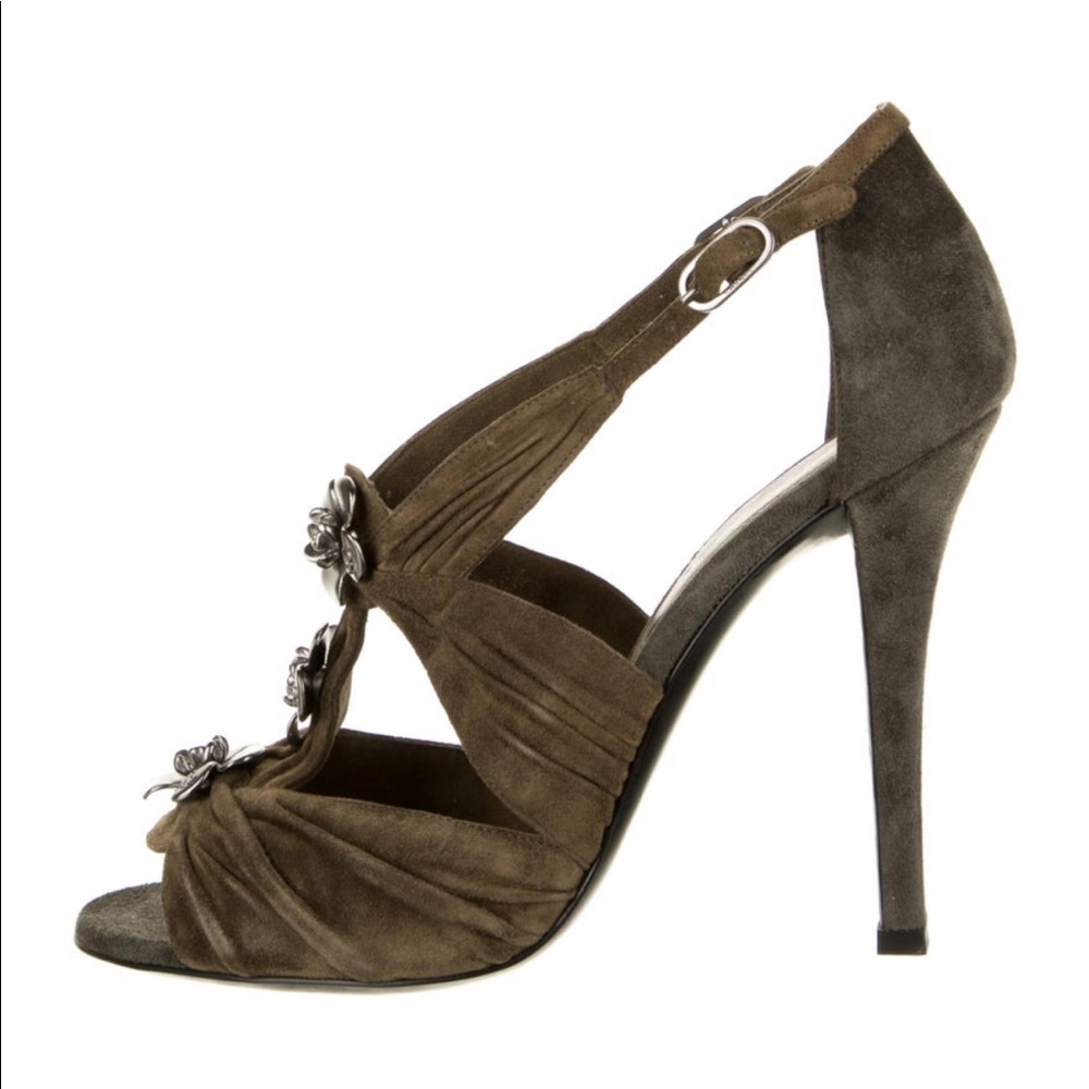 CHANEL CAMELLIA ACCENT SUEDE T-STRAP SANDAL